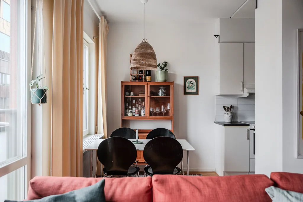 Salle à manger - Modern Flat with French Balcony in Central Uppsala