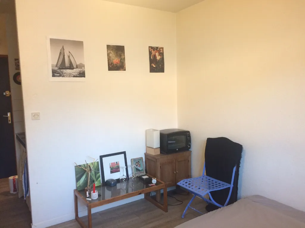 Chambres - Studio Lumineux avec Vue Cour à Nantes