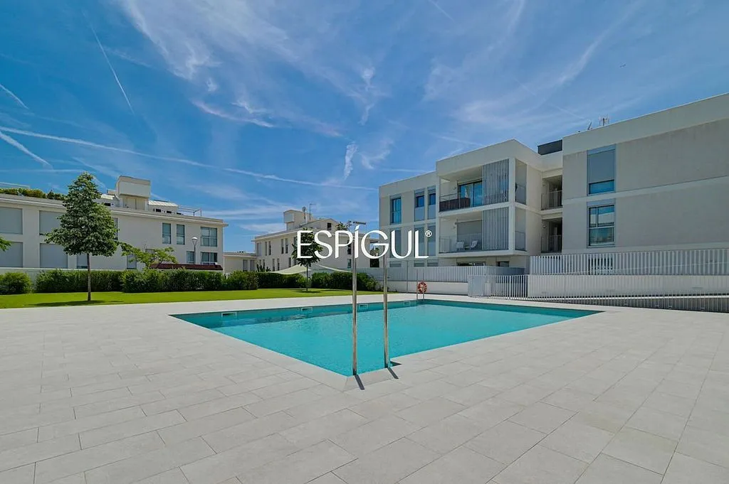 Piscine - New Flat with Pool and Terrace in El Masnou