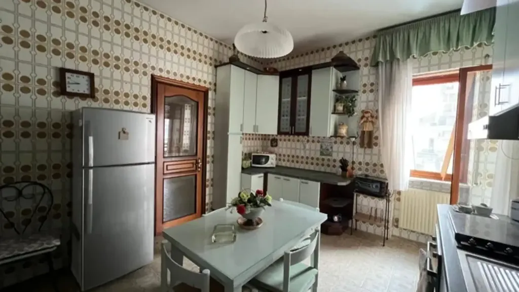 Cuisine - Spacious Apartment with Dual Entrance in Rende