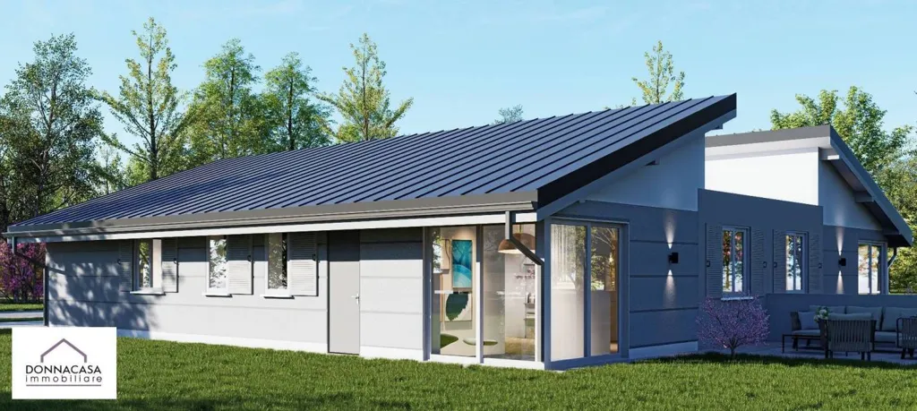 Prefabricated Villa with Garden in Cento