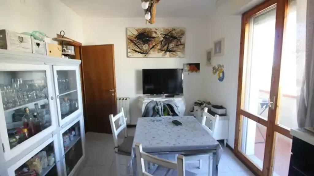 Söögituba - Corner Villa with Garden in Montespertoli