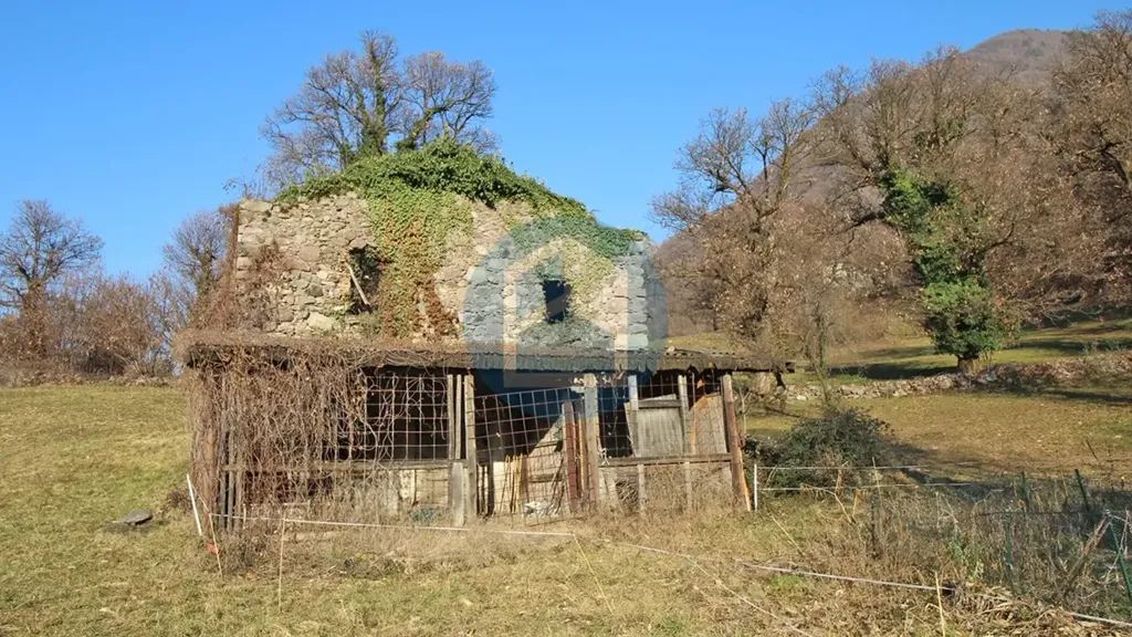 Välivaade - Rustic Casale with Large Garden in Gianico