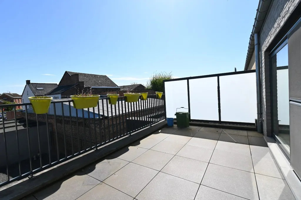Rõdu - Duplex Apartment with Terrace in Bilzen