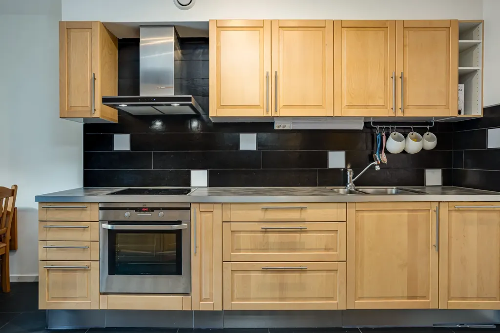 Cuisine - Two-Bedroom Flat with Balcony in Halland