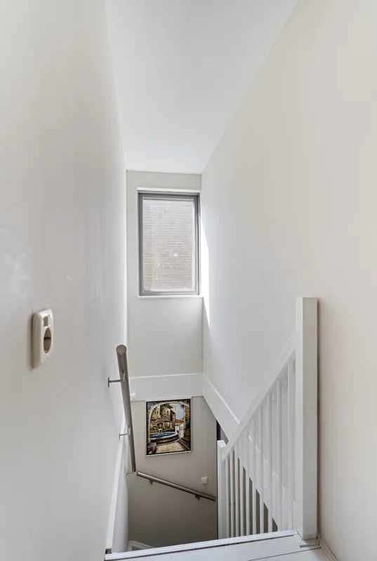 Pièces - Semi-detached House with Garden in Almere