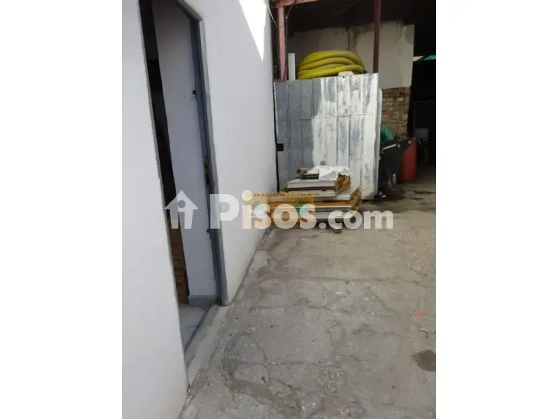 Giardino - House with Commercial Space in Las Torres