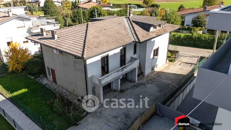 Vue aérienne - Semi-detached Villa with Garden in Thiene Centre