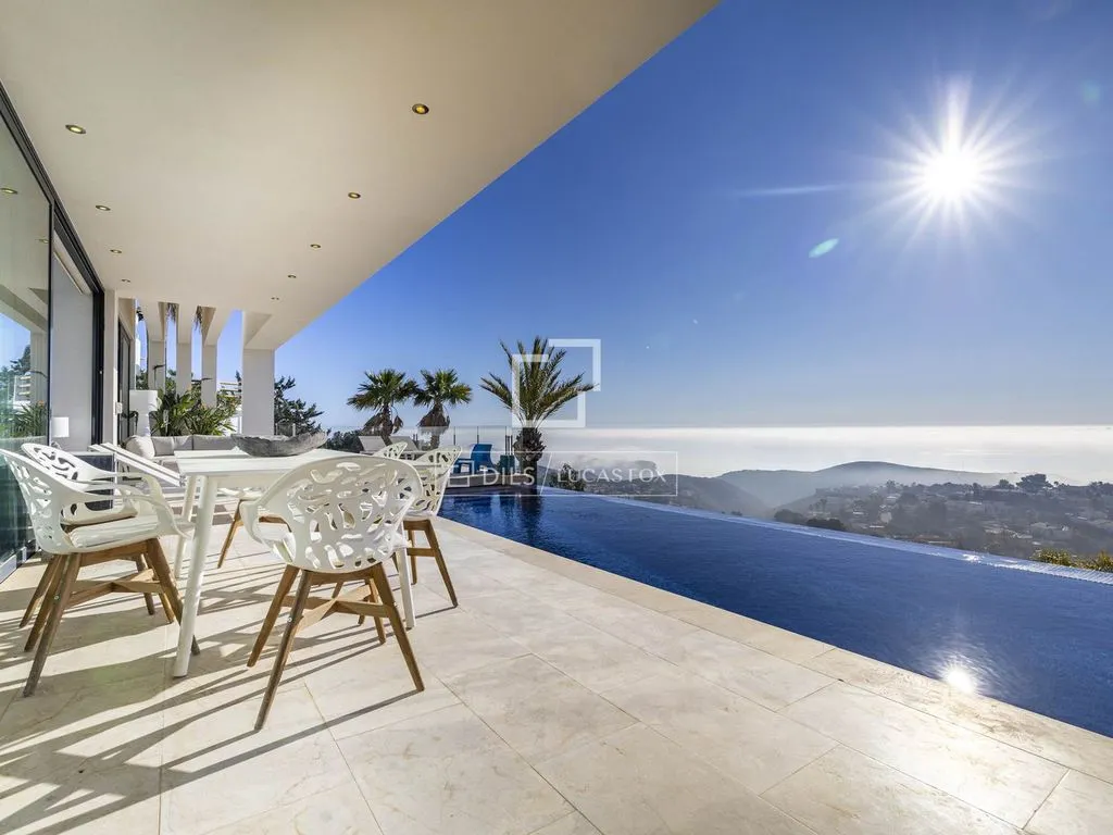 Piscine - Luxury Villa with Panoramic Sea Views in Benitachell