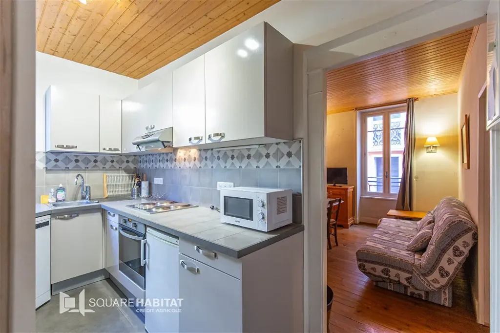 Kitchen - Charming 2-Bedroom Apartment in Cauterets