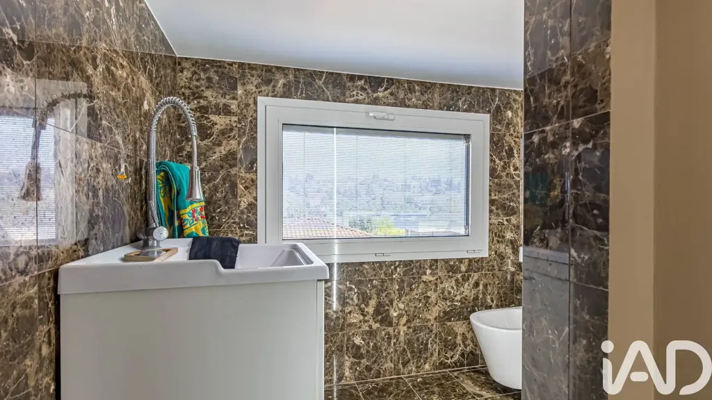 Salles de bain - Luxury Penthouse with Terraces in Cantù
