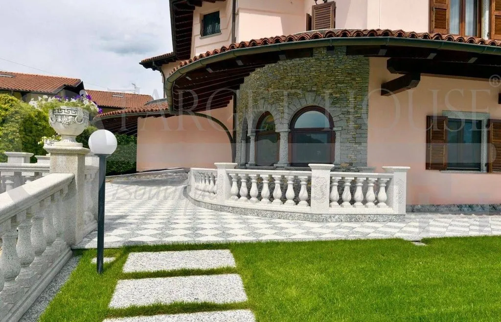 Extérieur - Lakefront Villa with Private Garden in Verbania