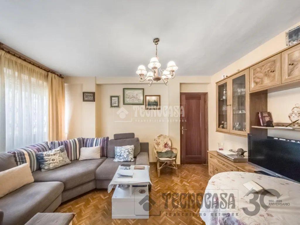 Elutuba - Flat with Nuda Propiedad in Ciudad Lineal