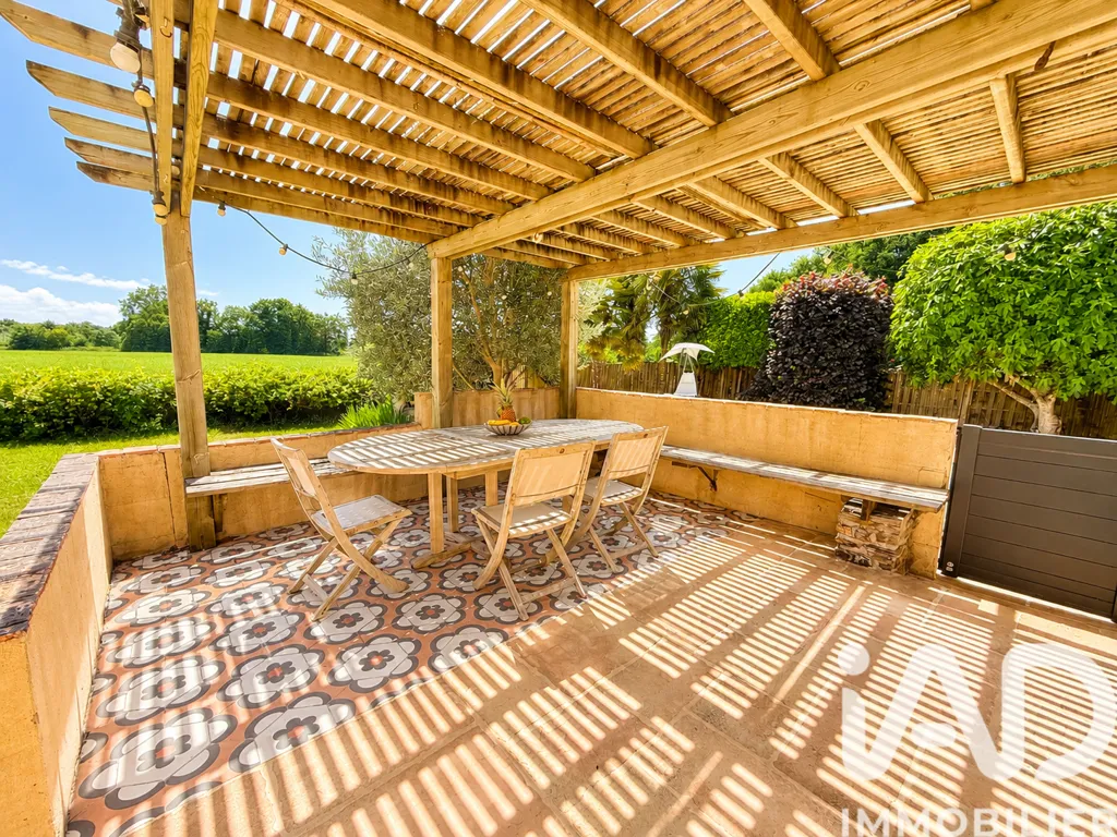 Terrasse - Longère avec Piscine et Jardin à Carquefou