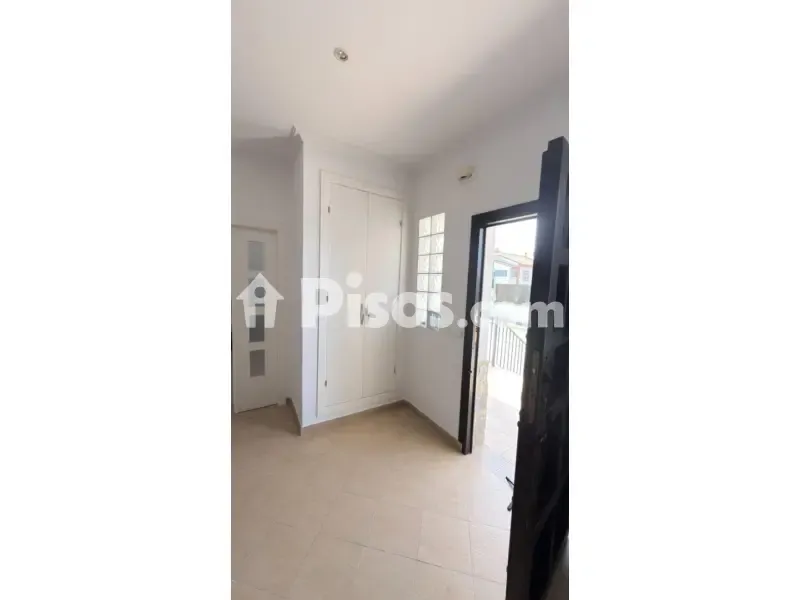 Esik - Semi-Detached House with Pool in Ciparsa Dunamar