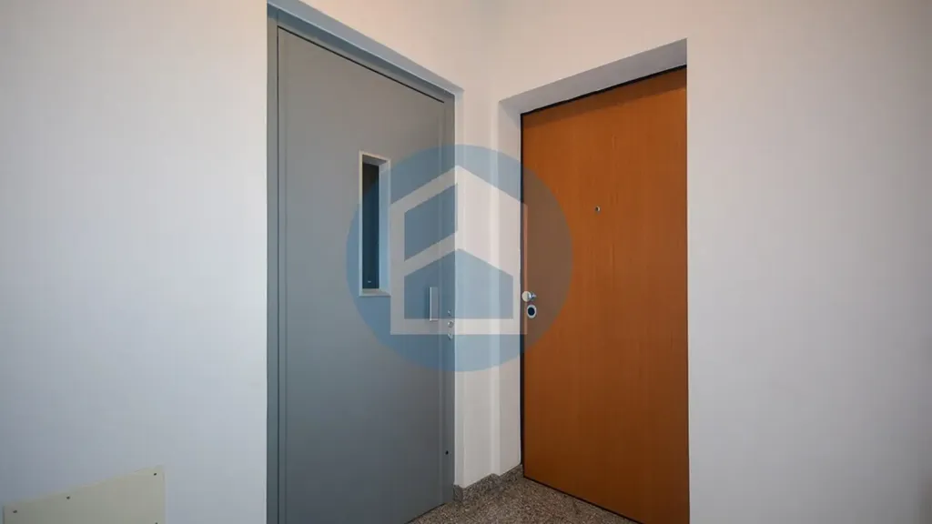 Esik - Balcony Flat in Angolo Terme