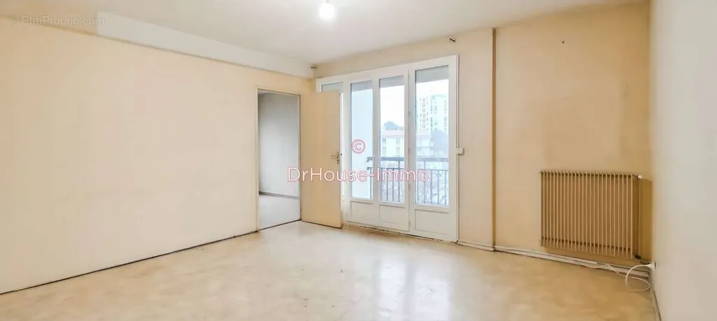 5-toaline korter asukohas Perpignan