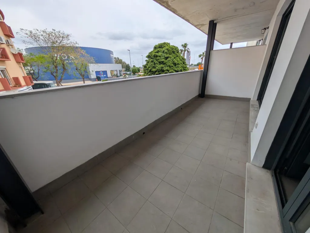 Balcone - Modern Flat with Terrace and Pool in Camas