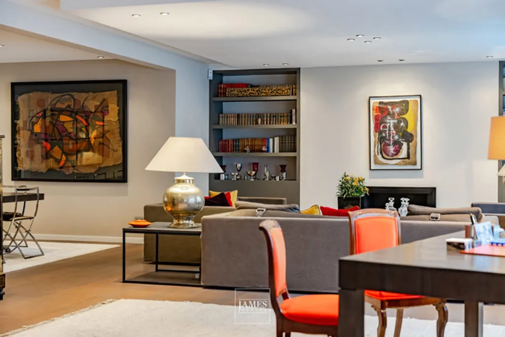 Salle à manger - Appartement avec Vue sur le Jardin du Roi à Ixelles
