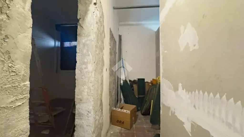 hallway_entrance
