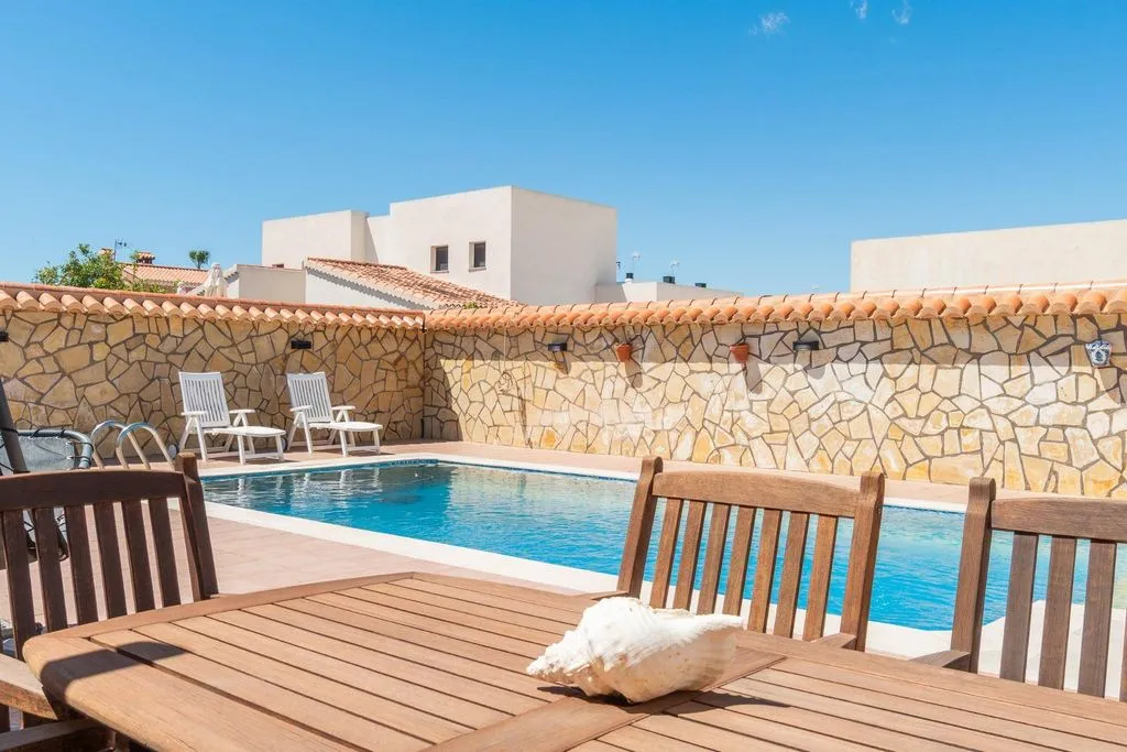 Pool - Luxury Villa with Pool in Torrevieja