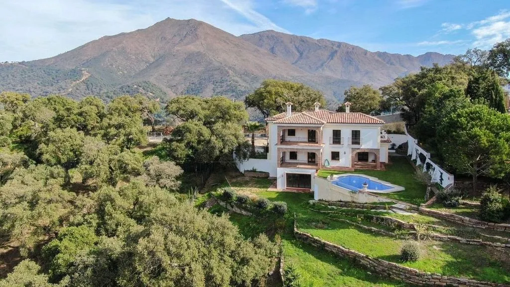 Õhuvaade - Luxury Villa with Mountain Views in Casares