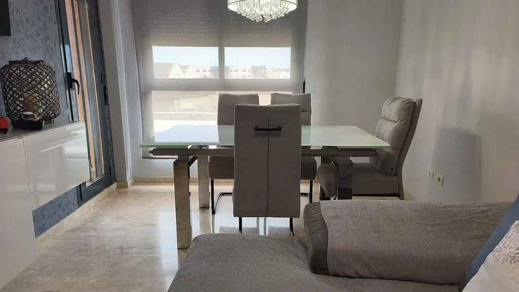 Salle à manger - Apartment with Balcony and Garage in Carcaixent