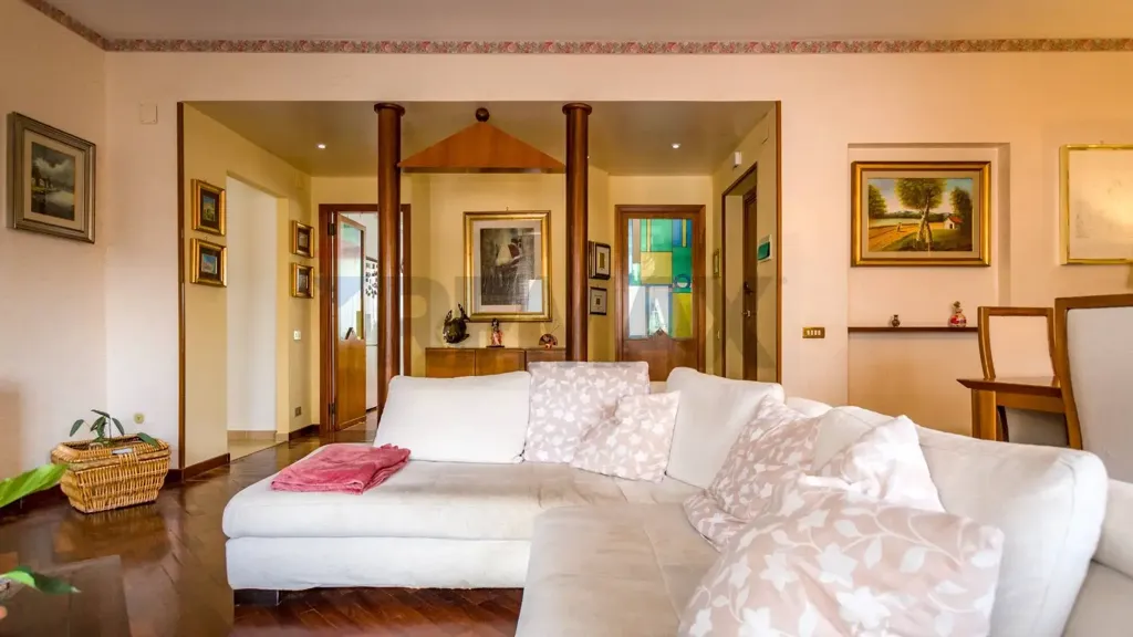 Elutuba - Spacious Apartment with Balcony in Palermo