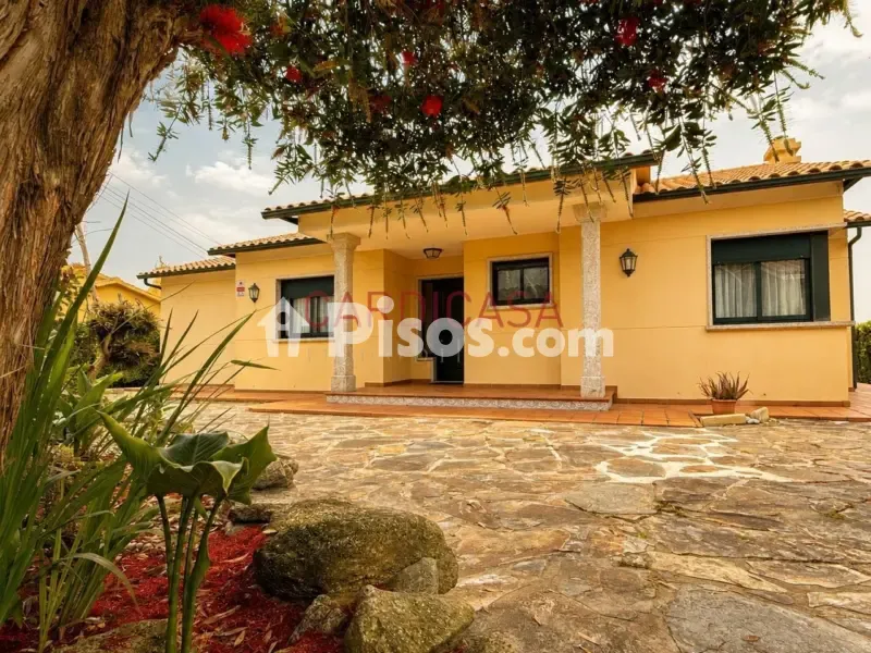 Exterior - Chalet with Sea View and Pool in Oia