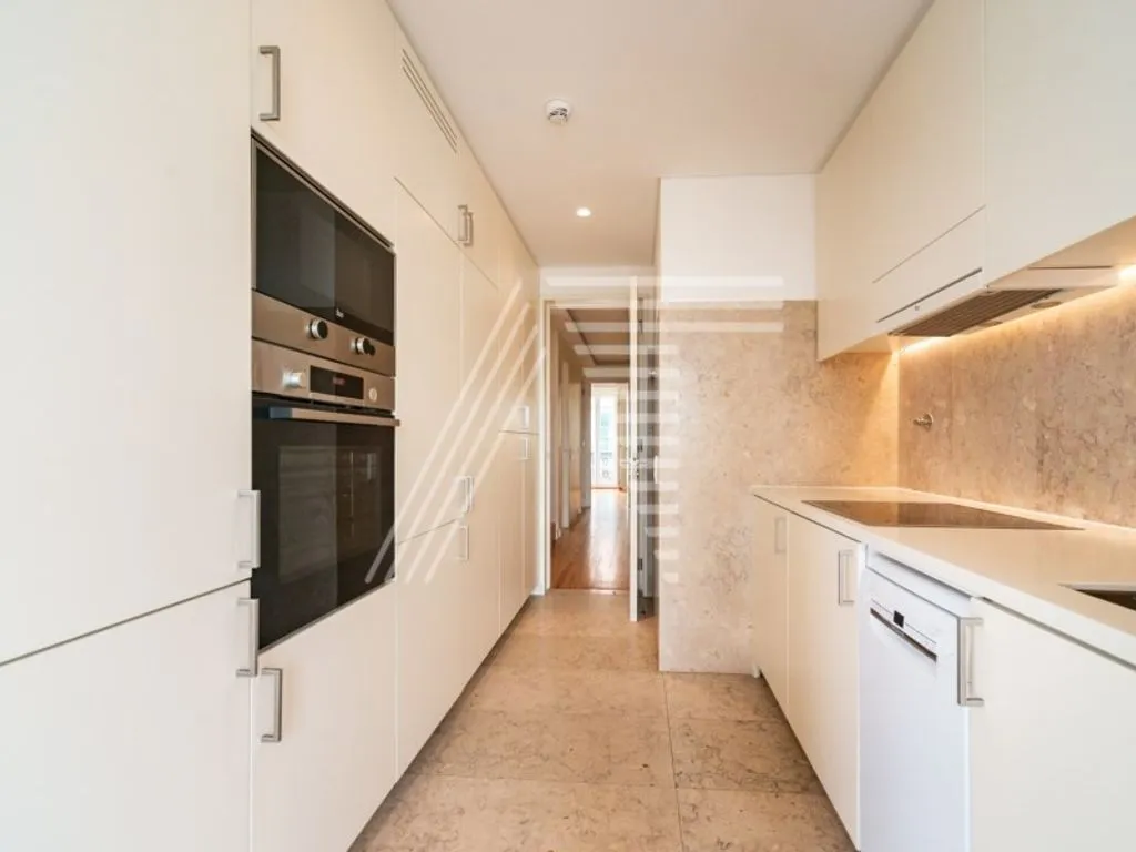 Köök - Luxury Duplex Flat with Panoramic View in Lisbon