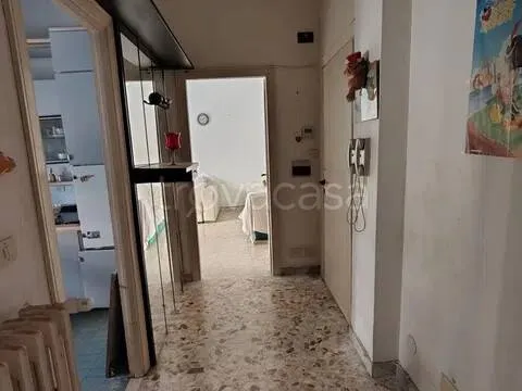 Entrée - Rustic Trilocale with Balconies in Priverno