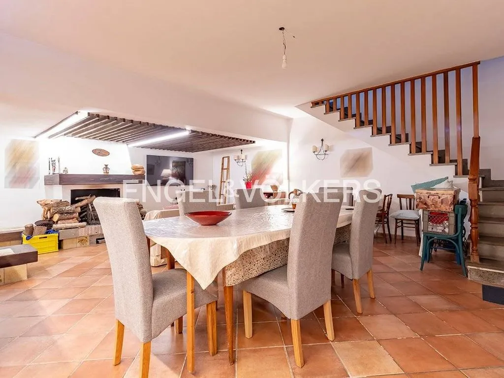 Sala da pranzo - Luxury Villa with Private Garden in Via Sofocle, Rome