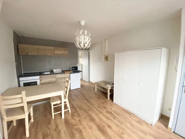 Kitchen - Furnished Studio in Gambetta, Calais