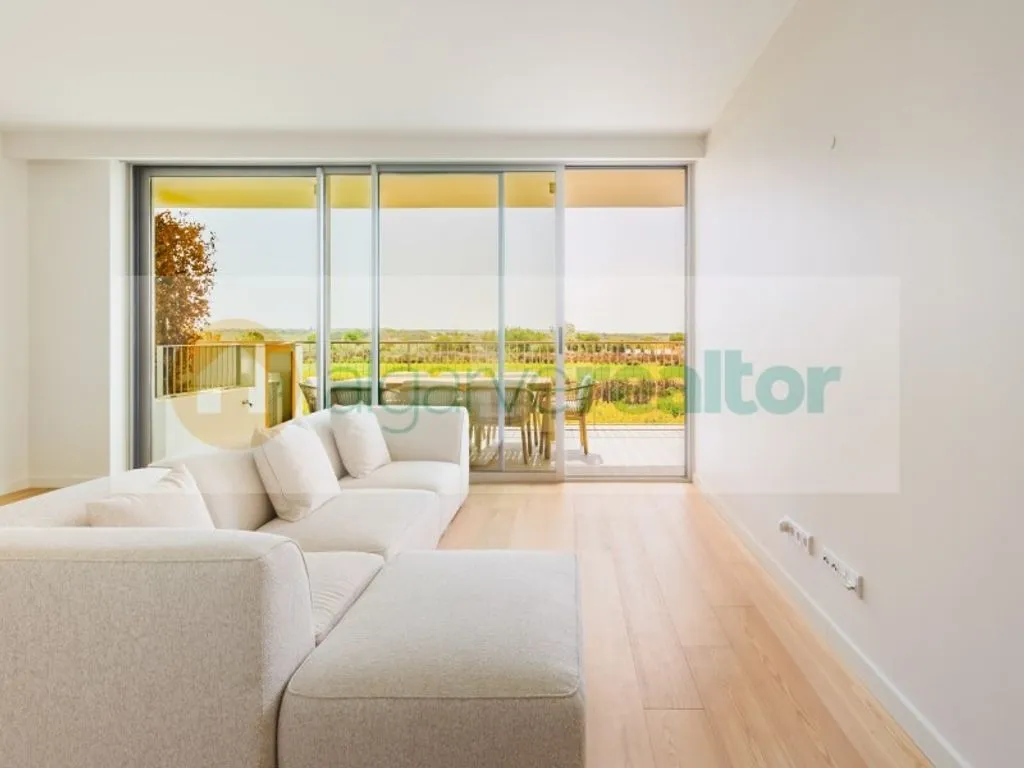 Elutuba - 2-Bedroom Flat with Sea Views in Armacao de Pera