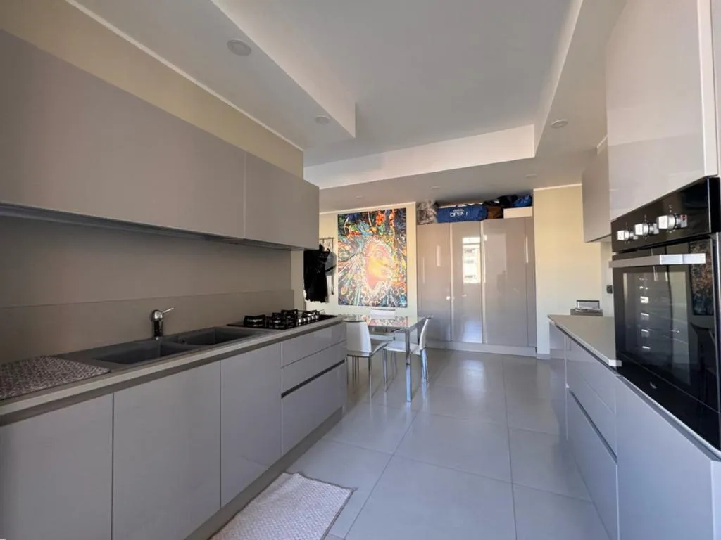 Cucina - Luxury Flat with Balcony in Naples