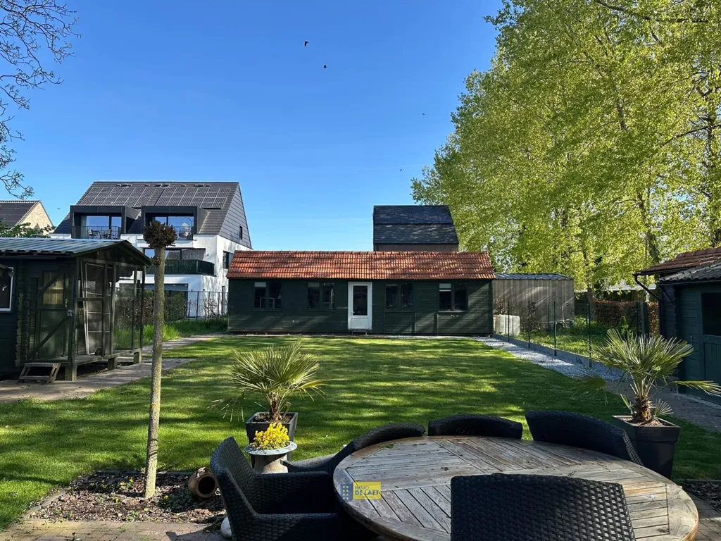 Aed - Spanish-Style Ground Floor House with Garden in Spaans