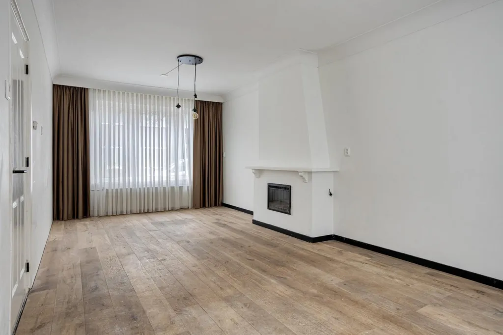 Séjour - Starters' House with Garden in 's-Hertogenbosch