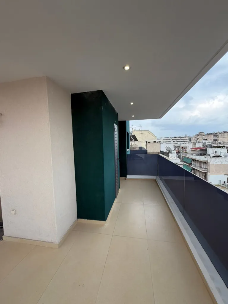 Balcone - Apartment with Panoramic Balcony in Nice Area