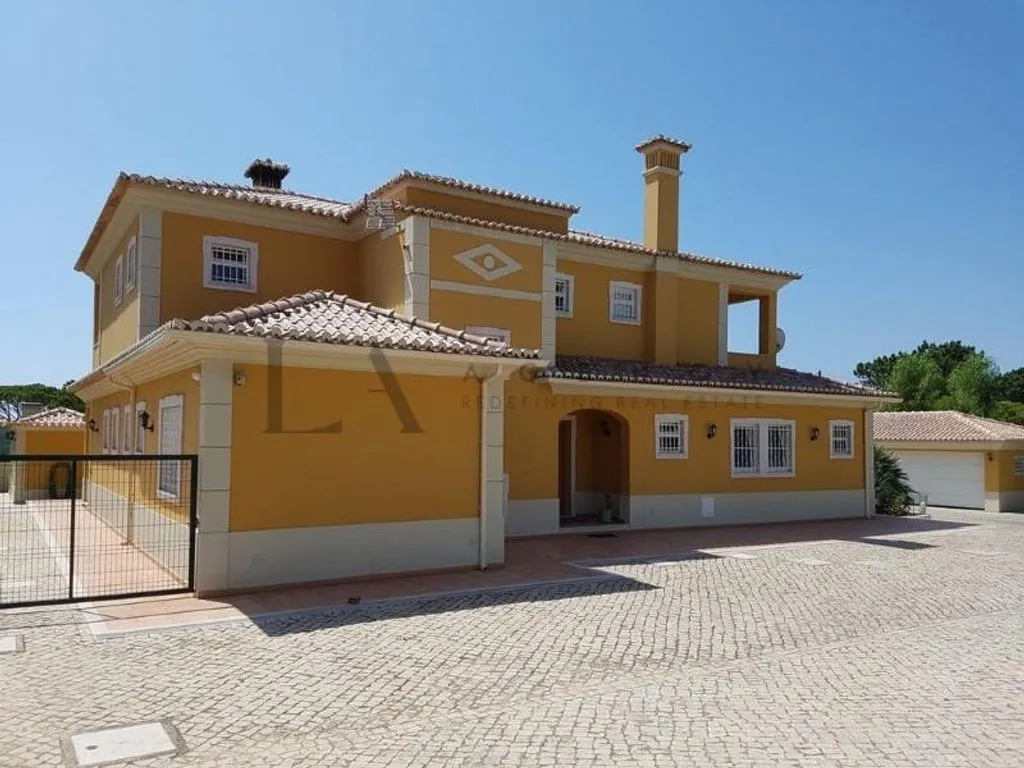 Välivaade - Luxury Villa with Pool in Vilamoura