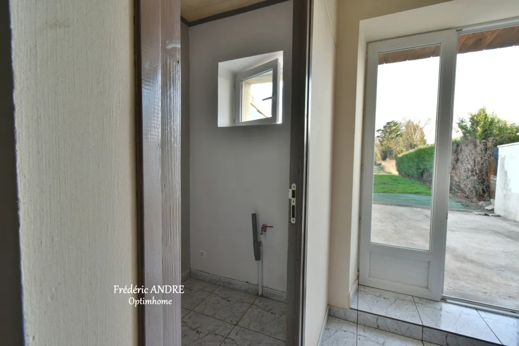 Esik - House with Garden near Belgium