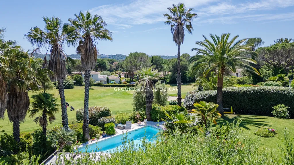 Aed - Villa with Golf View near Commercial Centre