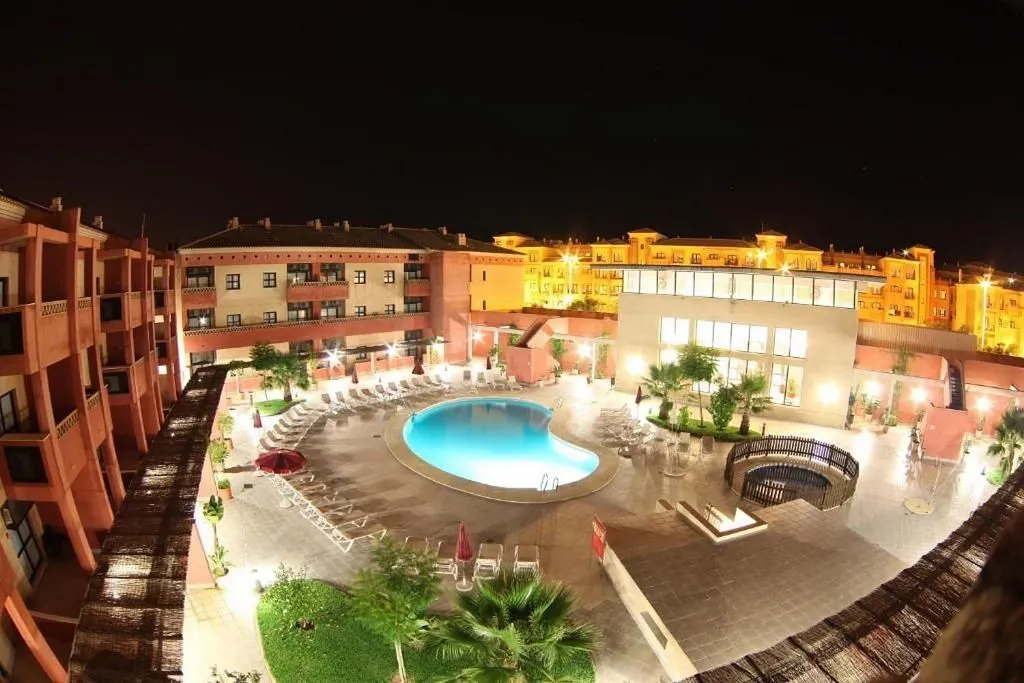Piscina - 1-Bed Apartment with Pool on Avenida Del Decano