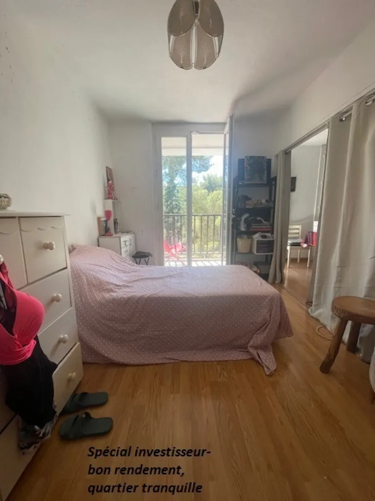 Chambres - T3 avec Balcon et Parking à Marseille