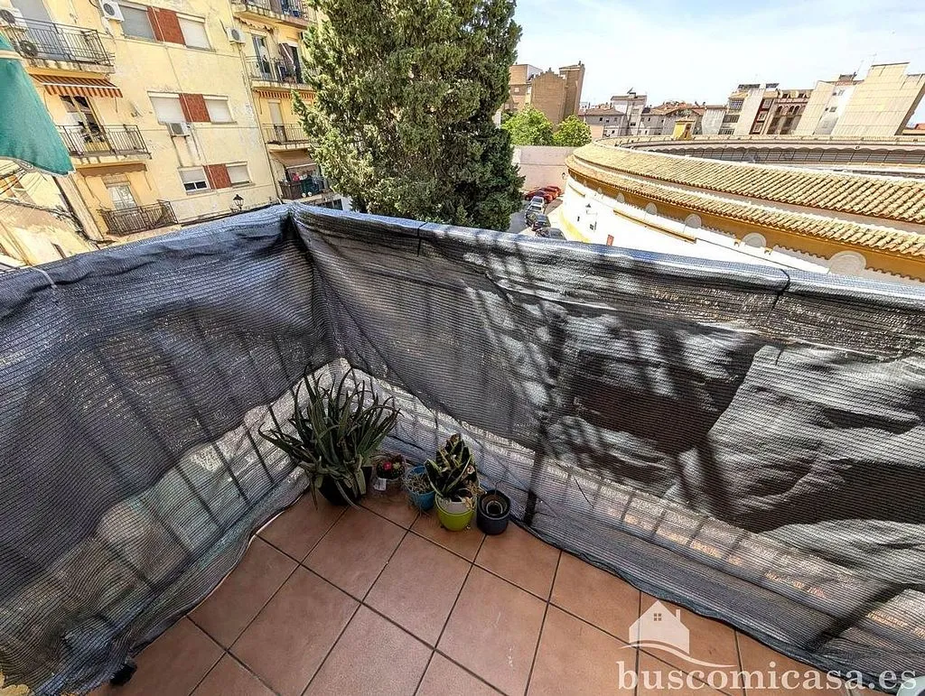 Balcon - City Centre Flat with Balcony in Linares