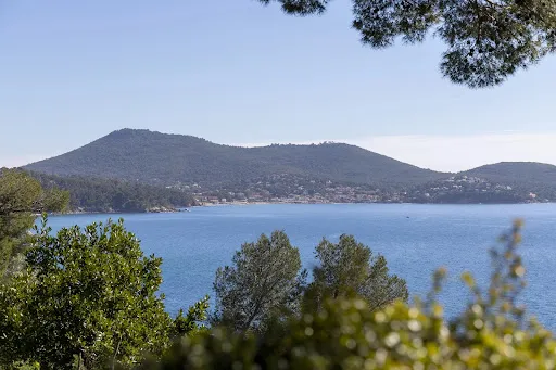 Historic Estate with Seafront in Le Pradet