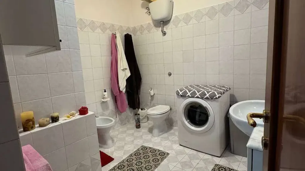 Vannitoad - Rear Garden Flat with Terrace in Loreto