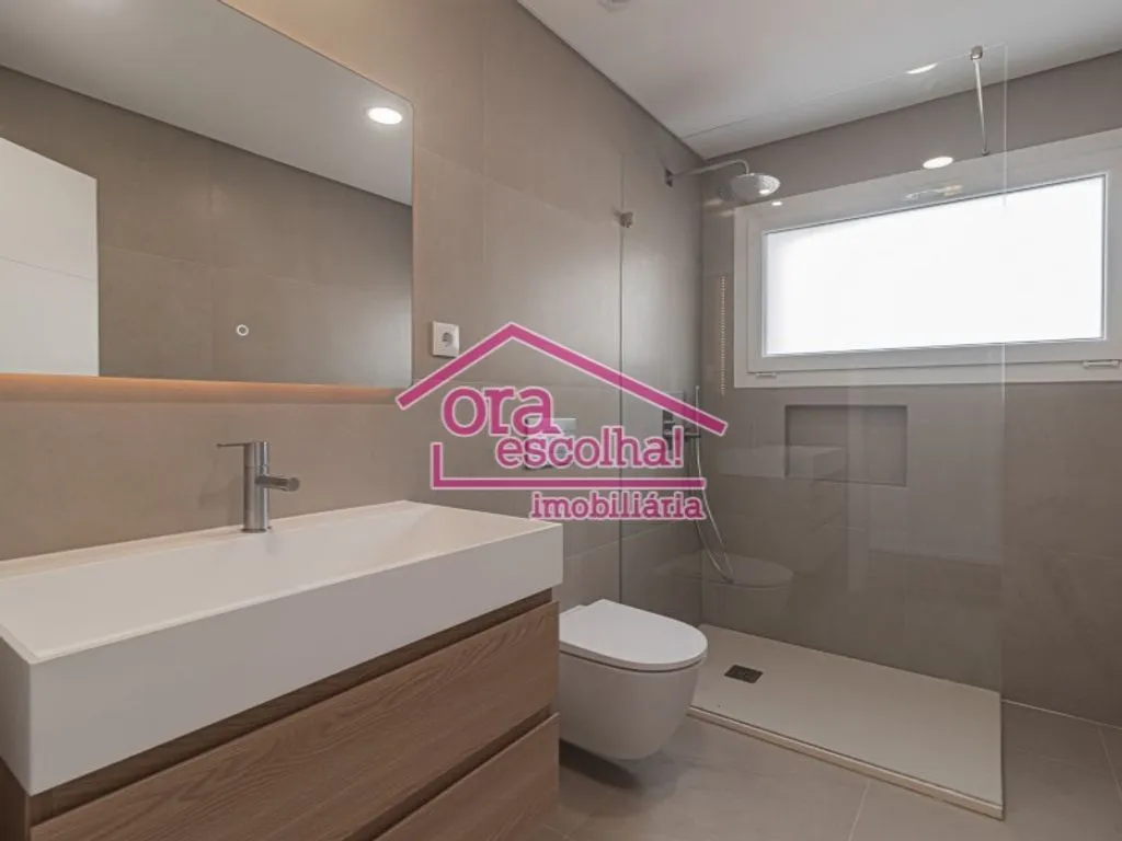 Salles de bain - Luxury Semidetached House with Pérgola in Seixal