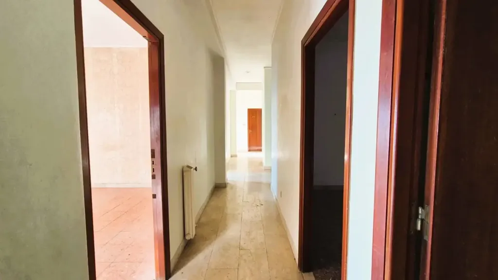 hallway_entrance