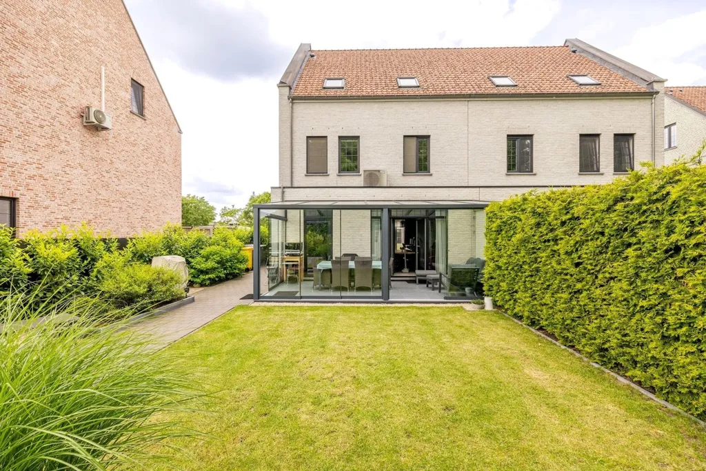 Jardin - Energy-Efficient House with Terrace in Itegem