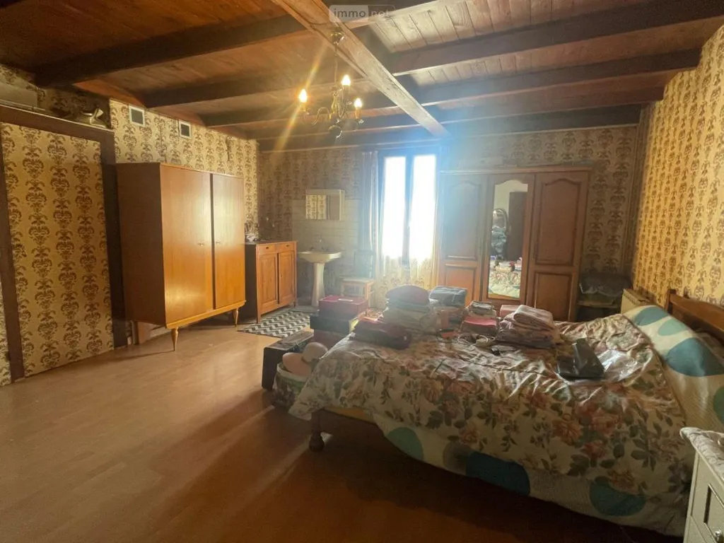Chambres - Maison Ancienne en Pierre avec Jardin à Parcoul-Chenaud